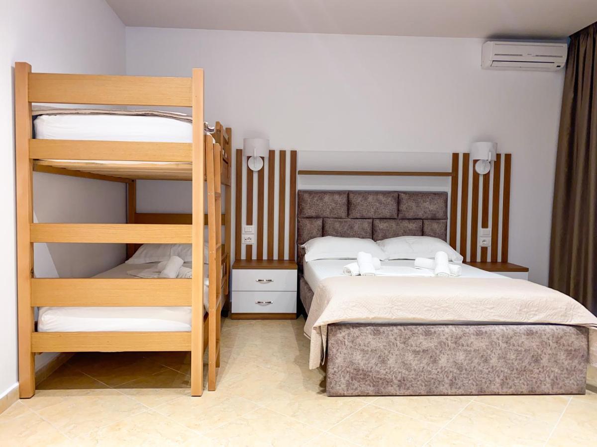 Hotel Meta קסאמיל מראה חיצוני תמונה