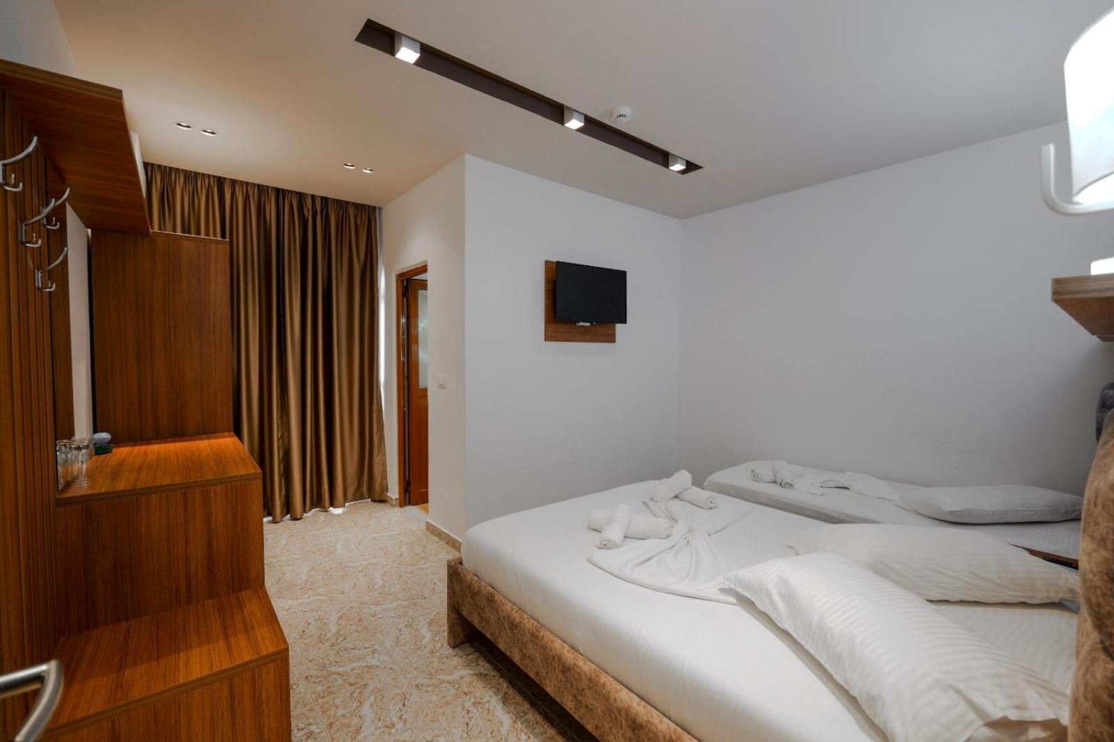 Hotel Meta קסאמיל מראה חיצוני תמונה