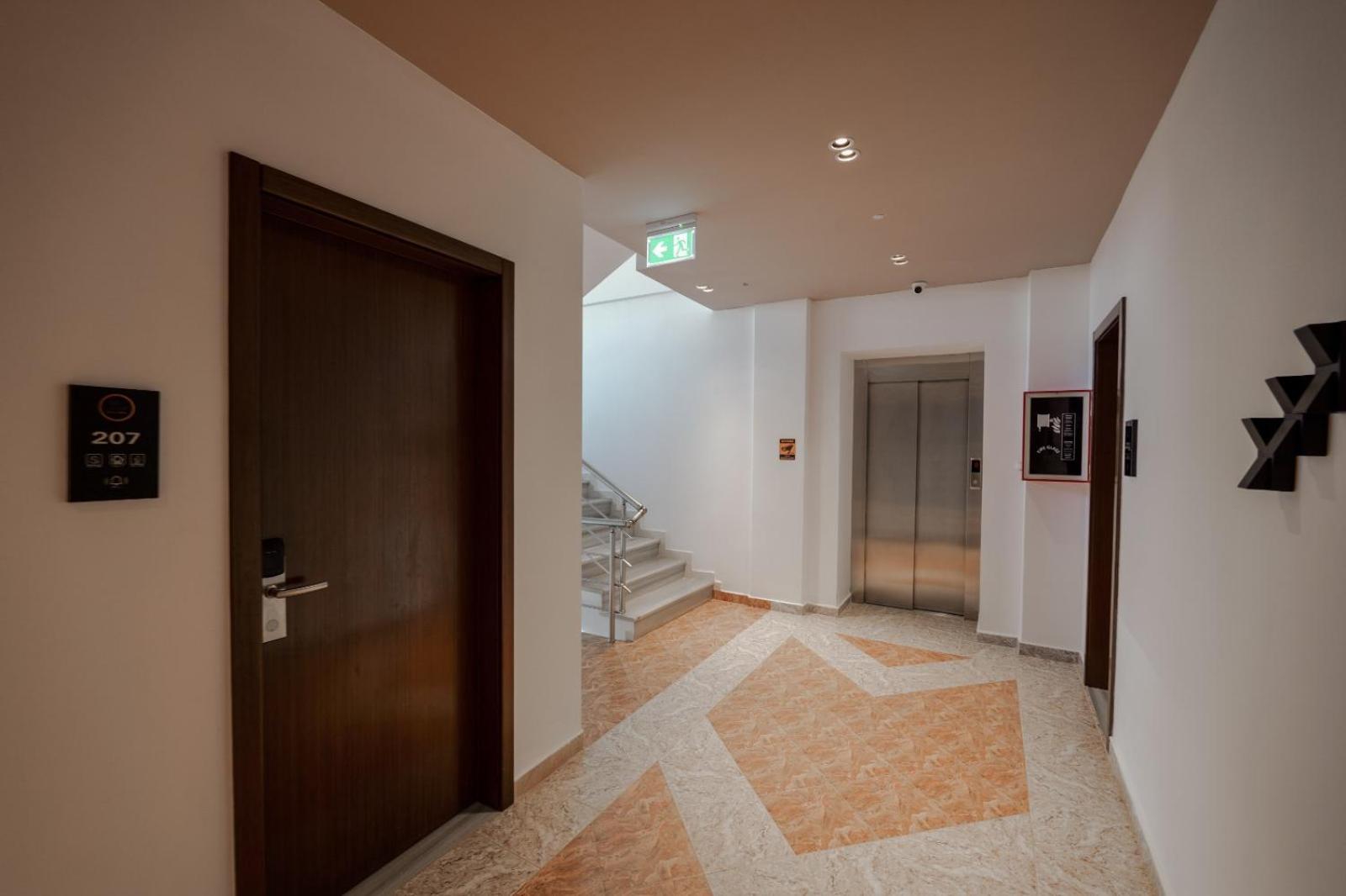 Hotel Meta קסאמיל מראה חיצוני תמונה