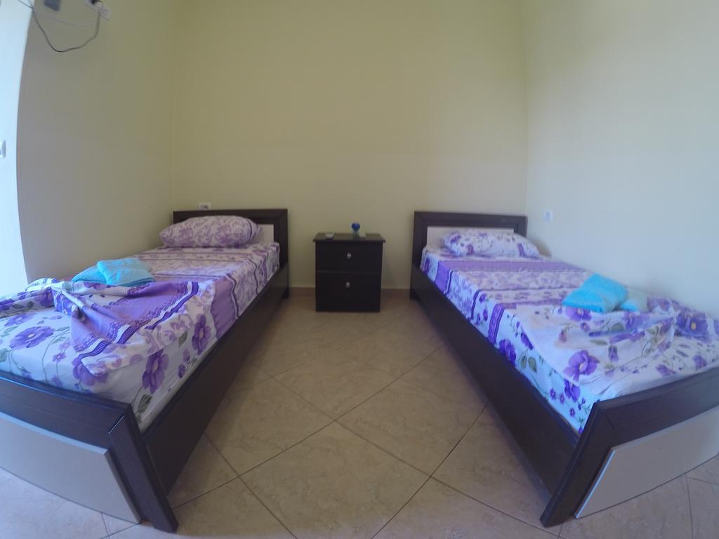 Hotel Meta קסאמיל מראה חיצוני תמונה