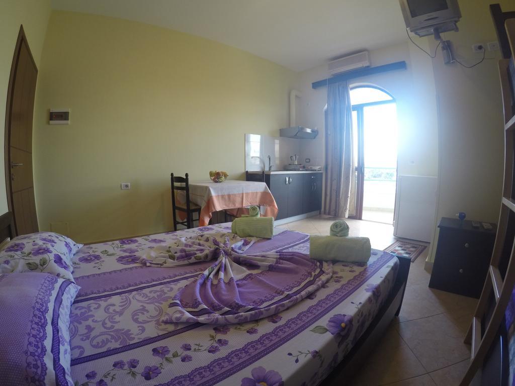 Hotel Meta קסאמיל מראה חיצוני תמונה